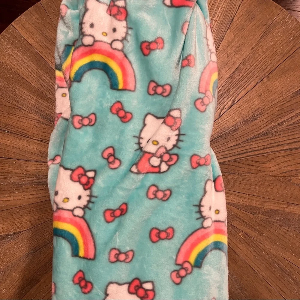 Hello Kitty Plush Cloud Throw Blanket Sea Foam Rainbow Spring 60 x 70 inches